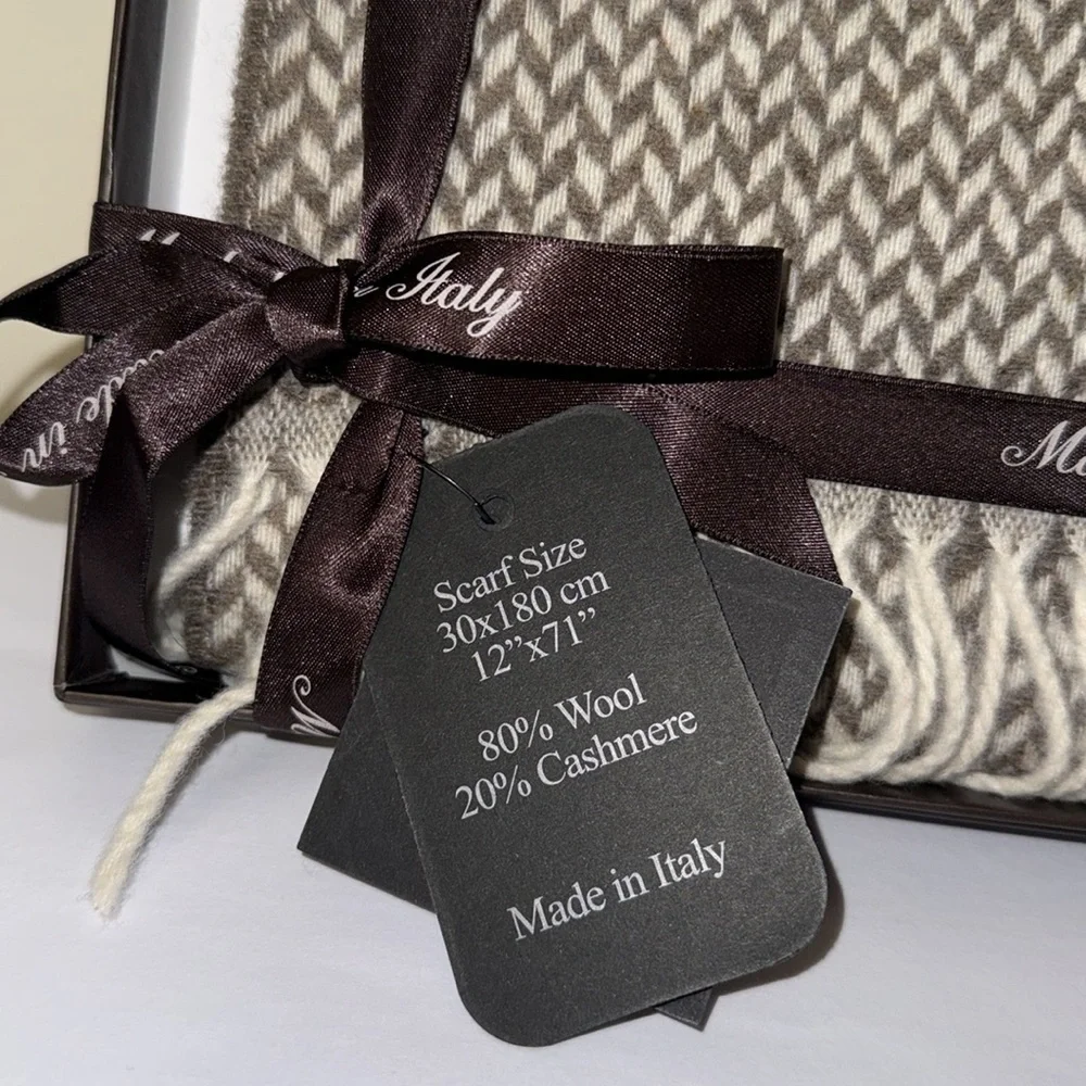 Cashmere Blend Herringbone Scarf, made in Italy, new